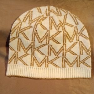 Michael Kors winter hat